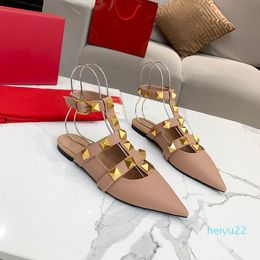 Gold Niet Sandalen Luxus Designer Frauen Hausschuhe Flache Ferse Sliders Kalbsleder All-match Stylist Schuhe 6,5 cm High Heels mit Box