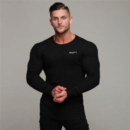 Muscleguys Autumn Casual Men's Sweater O-Neck Striped Slim Fit Knittwear Mens Sweaters Pullovers Pullover Men Pull Homme 210421