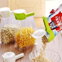 Seal Pour Food Storage Bag Clip Snack Sealing Clips Keeping Fresh Sealer Clamp Plastic Helper Foods Saver Travel Kitchen Tools YFA3060