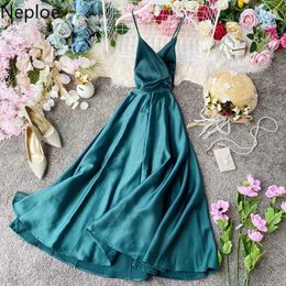 Neploe Backless Dress Women Sexy V Neck Sleeveless Camis Ladies Vestidos Summer 2021 Elegant Slim Waist Female Vacation Dresses Y0726