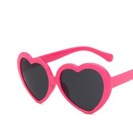 Fashion street Trends Heart shaped Kid Sunglasses Children Retro Cute Sun Glasses Frame Girls Boys Baby Eyeglasses