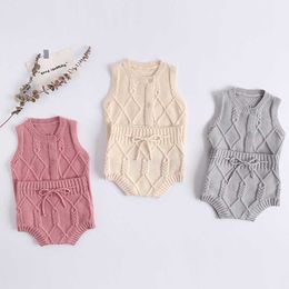 Baby Girls Boys Clothing Sets Cardigan+Knit Bloomers Cotton Knit Suit Sleeveless Knitted Vest Jacket + Shorts Two Pieces 210429