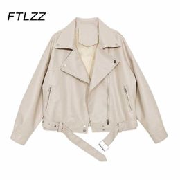 Women Streetwear Leather Jacket Spring Autumn Loose Oversize Faux Coat Ladies Rivet with Blet Biker Moto Outwear 210525