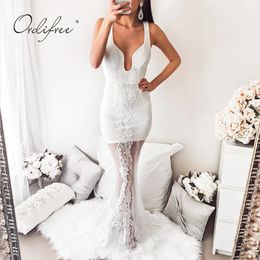 Summer Deep V Neck Backless Long Sleeveless White Lace Sexy Bodycon Maxi Party Dress 210415