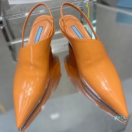 -Sandalen Orange Damen Schuhe Sommer Light Leder Luxus Designer Spitz Zeug Sandalias Mode Wedges Back Strap Chaussure Femme