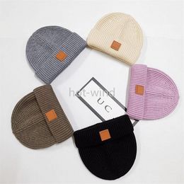 Unisex Czapki Zimowe Dzianiny Kapelusze Trendy Projektant Czaszki Czapki Klasyczna Etykieta Szydełkowa Kapelusz Czapka Dzianina Czapka Outdoor Ciepła Mufa Beanie Xmas EE