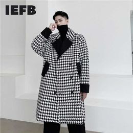 IEFB /men's wear autumn winter Plaid Colour patchwork loose big size mid length Woollen coat for male double breasted long coat 211122