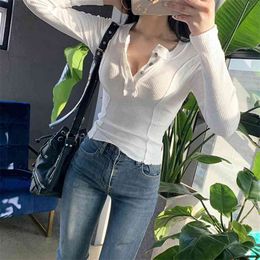 WWENN Button V Neck Tops Slim Sexy Elasticity T Shirt Women T-Shirt Long Sleeve Tshirt Summer Korean Fashion Top Clothing Spring 210507