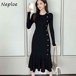 Chic Button O-neck Slim Fit Knitted Wome Dresses Autumn Mid-length Trumpet Dress Solid Colour High Waist Vestidos 210422