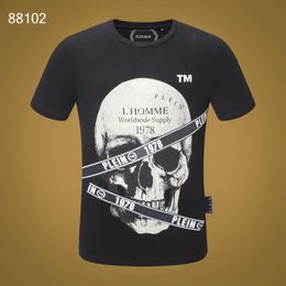 PLEIN BEAR T SHIRT Mens Designer Tshirts Brand Clothing Rhinestone Skull Men T-shirts Classical High Quality Hip Hop Streetwear Tshirt Casual Top Tees PB 11386