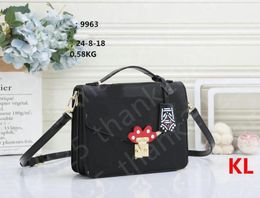 Shoulder Bag Woman Sale Discount Quality Metis Handbag Genuine leather handle brand designer floral letters checkers plaid Black bag