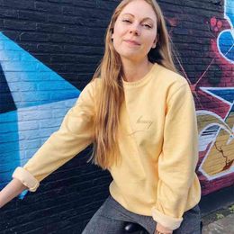 Sweet Girls Honey Embroidery Yellow Pullovers Vintage Ladies Loose Sweatshirt Chic Joggers Women Cotton Cute 210427