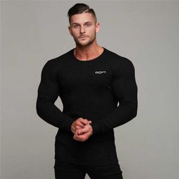 Muscleguys Fashion Autumn Casual Men's Sweater O-Neck Striped Slim Fit Knittwear Mens Sweaters Pullovers Men Pull Homme Y0907