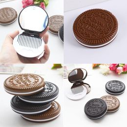 Mirrors Mini Pocket Chocolate Cookie Biscuits Compact Mirror With Comb Cute Deep Coffee Color Round Shape Lifelike Sandwich Biscuit