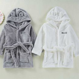 Baby Girls Boys Robes Children Bathrobe Hooded Cap Soft Velvet Robe Pyjama Kids Coral Warm Clothes Lovely Home 211109