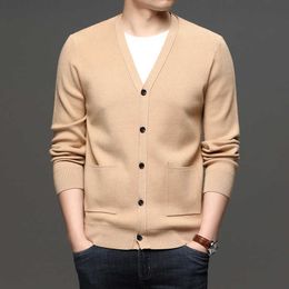 5 Colours Men's Casual Solid Colour Sweater Cardigan Autumn Thin Coat Classic Style Knitting Male Brand Clothes 210909