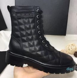 Classic women's boots, high-quality leather, famous geometric pattern stitching process, designer classics shoes, low-heel casual fashion