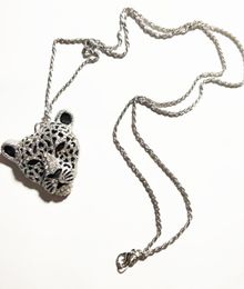 Fashion Jewelry Leopard Head Pendant Necklace Rhinstone Leopards Sweater Necklaces