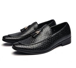 Mens luxurys Dress Shoes Genuine Leather Double Buckle Monk Strap Men Snake Print Cap Toe Classic Italian Shoe