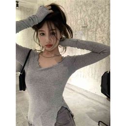 Grey Knitted T-shirt Women's Autumn Tight-fitting Long-sleeved Bottoming Shirt Short Design Sense Top 210529