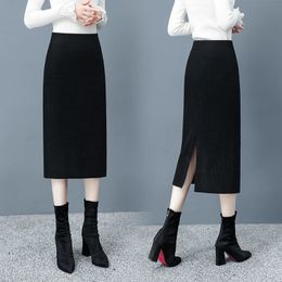 Elegant 60-80CM Elastic Waist Women Skirt Autumn Winter Warm Rib Knitted Straight Midi Skirt Black Thick Warm Split Pencil Skirt 210412