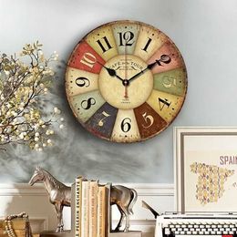 Retro Wooden Wall Clock Rooster Vintage Rustic Non-Ticking Silent Quiet Decor 210930