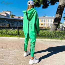 Fashion Harajuku Ladies Loose Letter Sports Suit Casual Zipper Long Sleeve Hooded Collar Sweater and Pants Two-Piece Set 210525