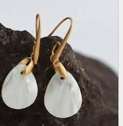 2021 Women fashion natural shell earrings Delicate contracted teardrop-shaped earrings top quality factory direct supply free
