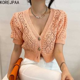 Korejpaa Women T-Shirt Summer Korean Chic Gentle Temperament V-Neck Three Button Puff Sleeve Hollow Short Knit Sweater 210526