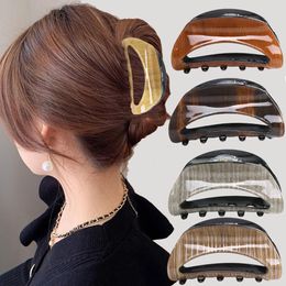 Women Ponytail Hair Claw Clips 7CM New Barrettes Hair Crab For Girls Fashion Hollow Headwear Hair Accessories