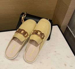 2021Top luxury designer fashion leather sandals, comfortable ladies can wear flat and breathable sandals36-45