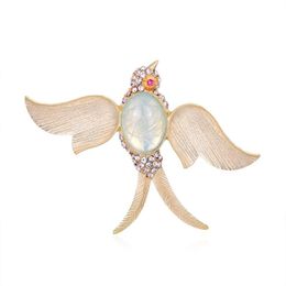 Pins, Brooches 2022 European And American Retro Exquisite Animal Brooch, Alloy Inlaid Resin Rhinestone Bird Corsage