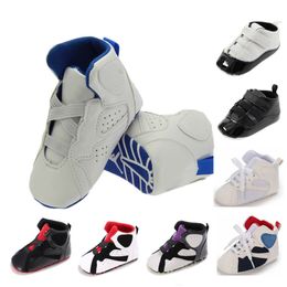 Krippe Schuhe Mädchen Lauflernschuhe Baby Turnschuhe Neugeborenen Leder Basketball Säuglingssport Kinder Mode Stiefel Kinder Hausschuhe Kleinkind Weiche Sohle Warme Mokassins