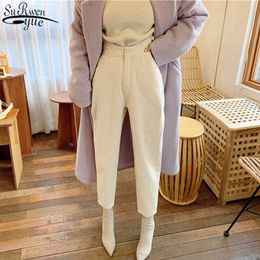 Spring Fashion High Waist Loose White Denim Jeans Female Women Harem Pants Buttons Trousers Streetwear 10391 210427