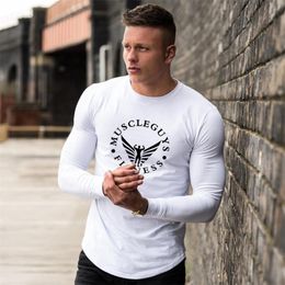 Muscleguys autumn long sleeve T-shirt men brand clothing cotton comfortable slim fit T shirt male top fitness stretch Tshirt 210421