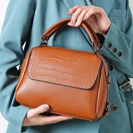Ladies Europe Style Designer Crocodile Pattern High Quality Leather Fashion Crossbody Bags