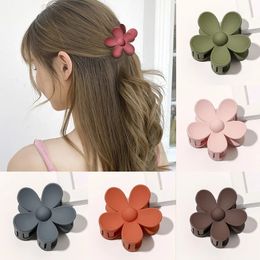 Square Large Hair Claws Elegant Geometric Hairpins for Women Girls Korean Style Barrette Plastic Headwear Hair Accessories