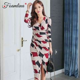 Autumn Bodycon Sexy Dress Women Multicolor Print V Neck Long Sleeve Split Midi Work Party Sheath Pencil 210603