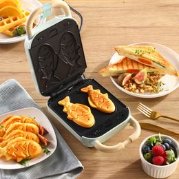 Üç-Bir-Bir Kahvaltı Sandviç Makinesi Ekmek Makinesi Çok Fonksiyonlu Ev Waffle Makinesi Küçük Ev Aletleri Mutfak Malzemeleri XG0192