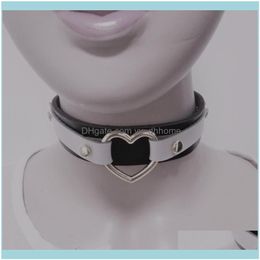 Necklaces & Pendants Jewelryfashion Sexy Harajuku Handmade Stud Rock Collar Punk Goth Sweet O-Round Faux Leather Choker Necklace Chokers Dro