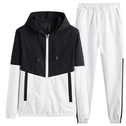 KOLMAKOV Mens Hooded Jackets+Pants Sportwear Sets Men Printed Sport Suit Casual Tracksuit Male Couples Sweat Suits Size M-5XL 210722