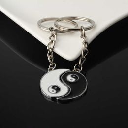 1Set Chineae Style Yin Yang Keychain Keyring For Lover's Men Women Jewelry Silver Plated Enamel Key Holder Keyring Best Friend G1019