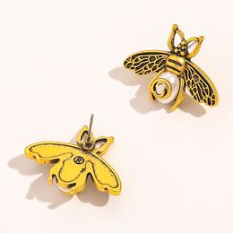 Cute Bee Stud Earring with Letter on the Back Women Insect Bees Letters Earrings Fashion Jewellery Accessories
