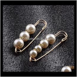 Pins, Drop Delivery 2021 Simple Design Fashion Brooches Pins Men Women Costume Jewellery Pearl Brooch Cor Wedding Party Bridal Accessories Gvrd