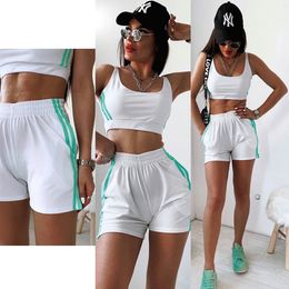 676.Women's stylist print T-shirt shorts pants two piece set high quality black and white yellow red multi Colour short sleeve S-XXL