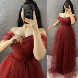 Burgundy Evening Wear Dresses 2022 African Saudi Arabia Off Shoulder Women Formal Dress A Line Prom Gowns Celebrity Mint Green Tulle Long Sheer Neck