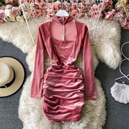 Autumn Style Sexy Halter Neck Square Neckline Big Velvet Dress with Chest Waist Folds Tight-fitting Hip UK928 210506