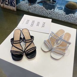 Top Quality women sandals Slides Summer Fashion Indoor Slippers Wide Flat Flip Flop