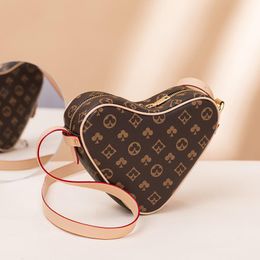 Cross Body Fashion Elegant Retro Printing Leather Heart-Shaped Bag Love Ladies One-Shoulder Diagonal Women's