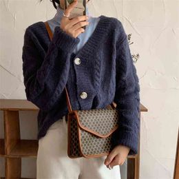 High Quality Korean Retro Chic Women V-neck Casual Knitted Cardigans Autumn Winter Feminine Tops All Match Sweaters 210514